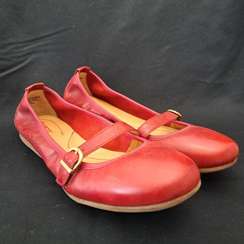 Born Curlew Red Mary Jane Leather Flats Red Size 9.5 - Picture 2 of 8